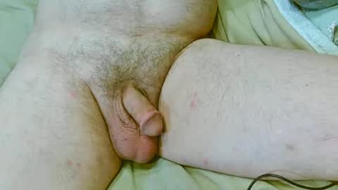 Snapshot of pinewoodman chatting on 10.11.25 pinewoodman online show from 10.11.25