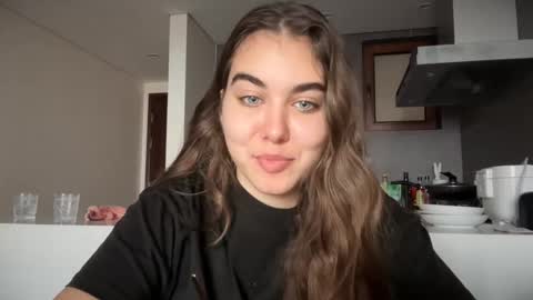 Susie online show from 12.19.25