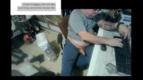 pini_z online show from 12.19.24