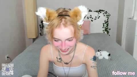 pink_lila18 online show from 10.06.25