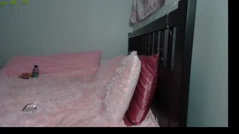 pink_tv online show from 09.24.25