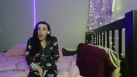 pink_tv online show from 11.25.25