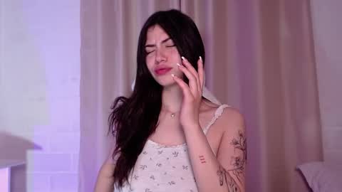 Snapshot of pinkarg chatting on 01.05.25 - online show from 01.05.25