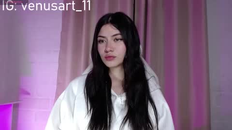 Snapshot of pinkarg chatting on 01.06.25 - online show from 01.06.25