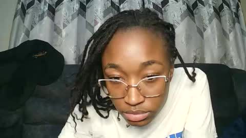 PinkyAura online show from 02.27.26