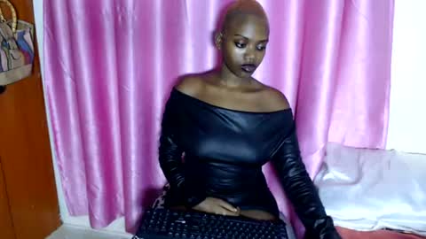 pinkdomina01 online show from 06.15.26