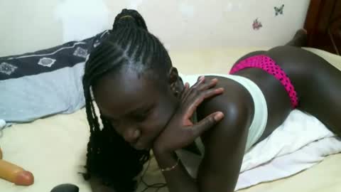 pinky online show from 11.16.25