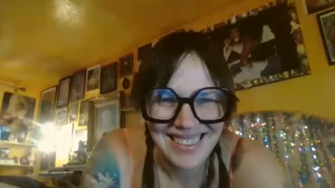 pinkmoonboots online show from 09.14.25