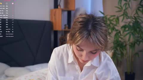 Snapshot of pinkncrazy chatting on 02.20.25  HERES ALICE  WELCOME EVERYONE LOVENSE DOMI REACT TO YOUR TIPS LETS MAKE A GREAT SHOW TOGETHER  online show from 02.20.25