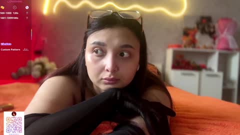 Snapshot of pinkncrazy chatting on 10.22.25  HERES ALICE  WELCOME EVERYONE LOVENSE DOMI REACT TO YOUR TIPS LETS MAKE A GREAT SHOW TOGETHER  online show from 10.22.25