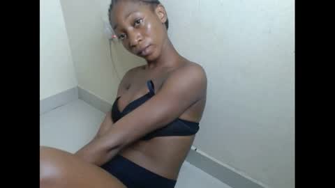 pinknjuicyx online show from 12.11.24