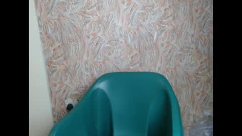 pinknjuicyx online show from 12.15.24