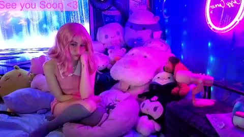 Gwenie online show from 10.12.25