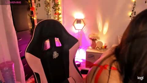 Snapshot of pinkpantherr_ chatting on 01.22.25 Sarah .. online show from 01.22.25