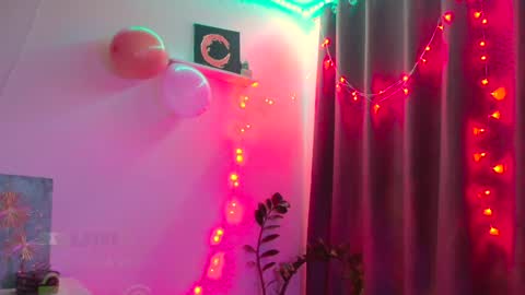 Perlita online show from 12.06.24