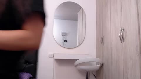 pinky_f00x online show from 11.10.25