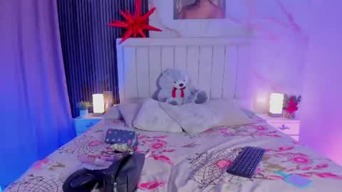 Snapshot of pinky_peach_ chatting on 07.18.26 Peachy online show from 07.18.26