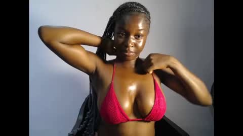 Snapshot of pinkykiki_247 chatting on 11.13.25 pinkykiki_247 online show from 11.13.25