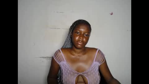 Snapshot of pinkykiki_247 chatting on 11.15.25 pinkykiki_247 online show from 11.15.25