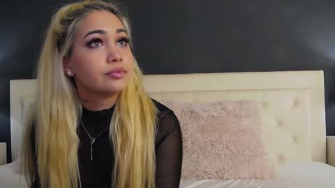  Pink  online show from 02.03.25