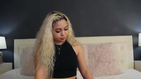  Pink  online show from 02.22.25