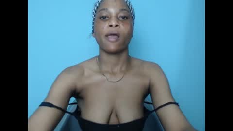 Snapshot of pinkyxxpussy chatting on 01.17.25 pinkyxxpussy online show from 01.17.25