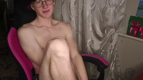 Snapshot of pinochetti chatting on 01.09.25 Incubus online show from 01.09.25