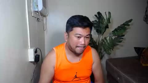 Snapshot of pinoy041087 chatting on 10.05.25 pinoy041087 online show from 10.05.25