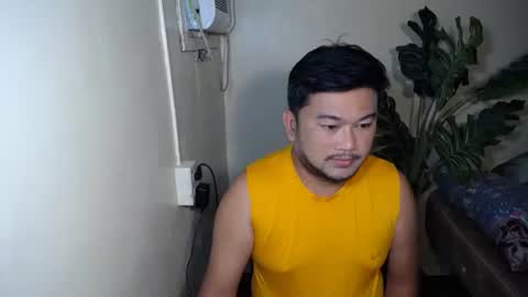 Snapshot of pinoy041087 chatting on 10.06.25 pinoy041087 online show from 10.06.25