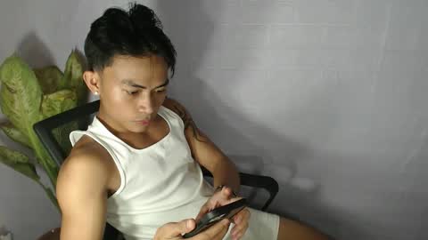 Snapshot of pinoy_palautogxxx chatting on 03.01.26 pinoy_palautogxxx online show from 03.01.26