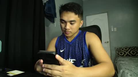 Adrianne online show from 02.05.26