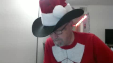 Snapshot of pipewizard chatting on 12.14.24 pipewizard online show from 12.14.24