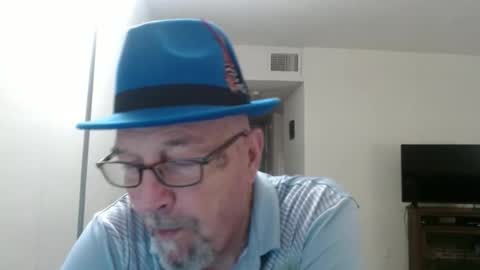 Snapshot of pipewizard chatting on 02.20.25 pipewizard online show from 02.20.25