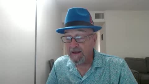 Snapshot of pipewizard chatting on 09.17.25 pipewizard online show from 09.17.25