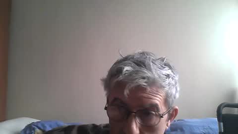 pipi2704 online show from 02.15.25