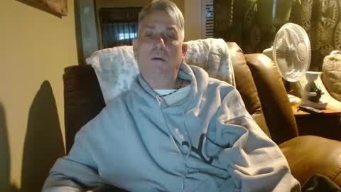 Snapshot of pirate334 chatting on 01.12.25 pirate334 online show from 01.12.25