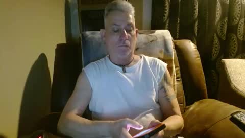 Snapshot of pirate334 chatting on 12.22.25 pirate334 online show from 12.22.25