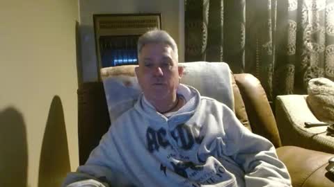 Snapshot of pirate334 chatting on 01.14.26 pirate334 online show from 01.14.26