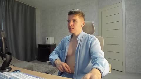 Pierre online show from 10.04.25