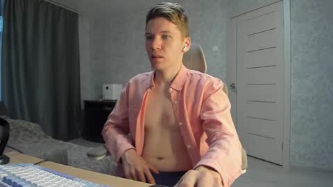 Pierre online show from 10.25.25