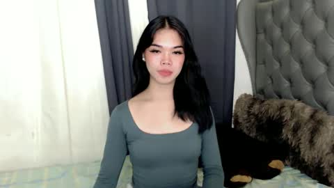 Snapshot of pitchy_pitch chatting on 02.07.25 The Girl Named Eyve online show from 02.07.25