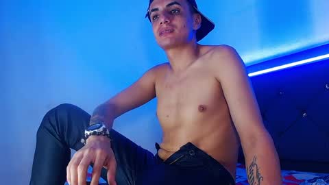 Snapshot of pitersonnt chatting on 09.20.25 pitersonnt online show from 09.20.25