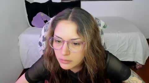 Snapshot of pixiedaemon chatting on 06.26.26 pixie online show from 06.26.26