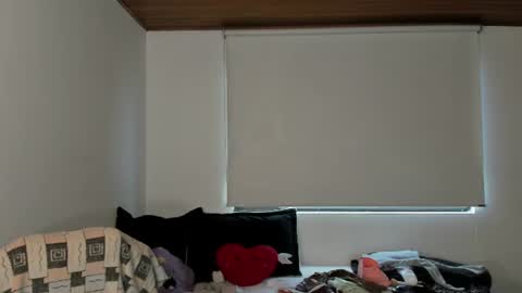 Snapshot of pixiedaemon chatting on 06.27.26 pixie online show from 06.27.26