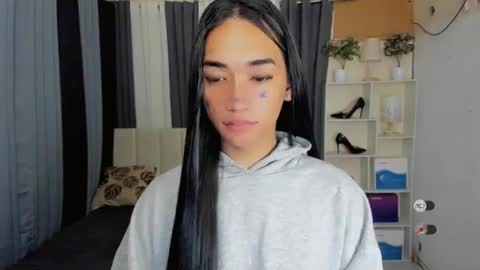 pixiedoll_ online show from 02.14.26