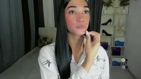 pixiedoll_ online show from 02.25.26