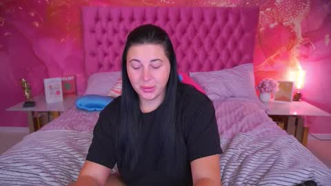 pixiehott online show from 09.30.25