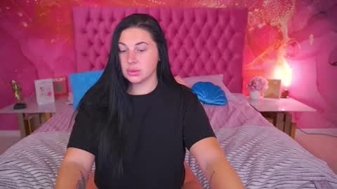 pixiehott online show from 09.30.25