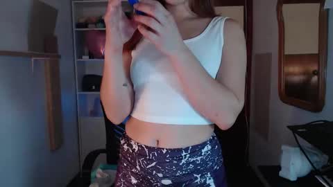 Snapshot of pixienaughty chatting on 10.27.25 Nani  online show from 10.27.25