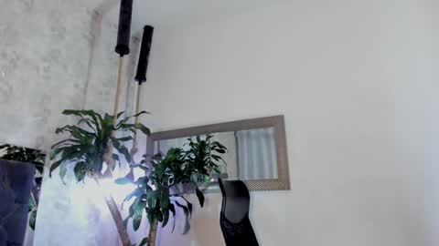 Snapshot of pixy_20 chatting on 01.13.25 cris online show from 01.13.25